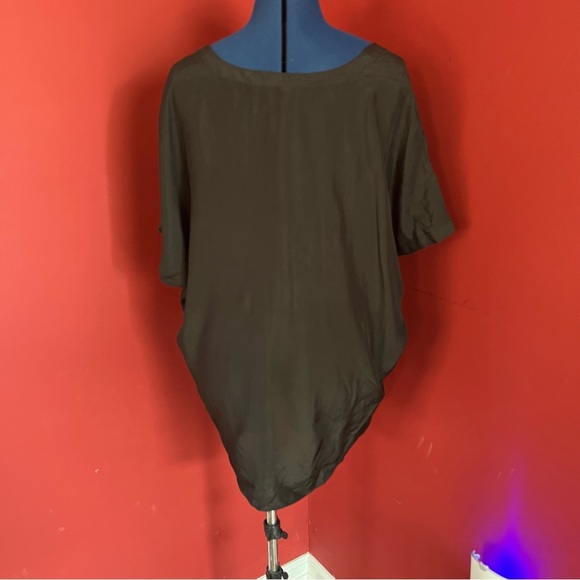 Tommy Bahama Silk Tunic Top - Picture 9 of 12